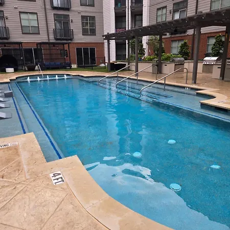 Comfortable 1 Bedroom Condo